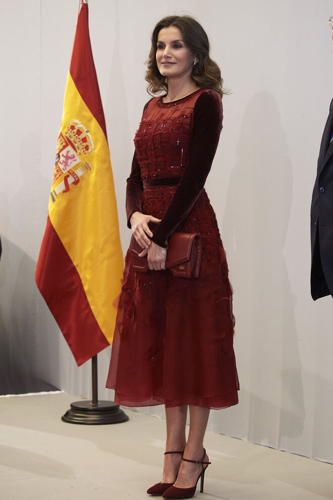 A rainha Letizia de Espanha é claramente fã de Carolina Herrera.