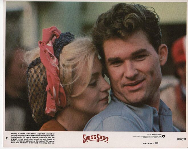 13.	Kurt Russel e Goldie Hawn – Um dos casais favoritos de Hollywood, conheceram-se quando ela tinha 23 e ele 17 anos, no set do filme 'The One and Only, Genuine, Original Family Band'  de 1968, mas só depois de mais de 10 anos e 5 casamentos é que se haveriam de juntar. Em 1984, no romance 'Amor em Perigo' deu-se a faísca. Estão juntos há mais de 30 anos e nunca se casaram