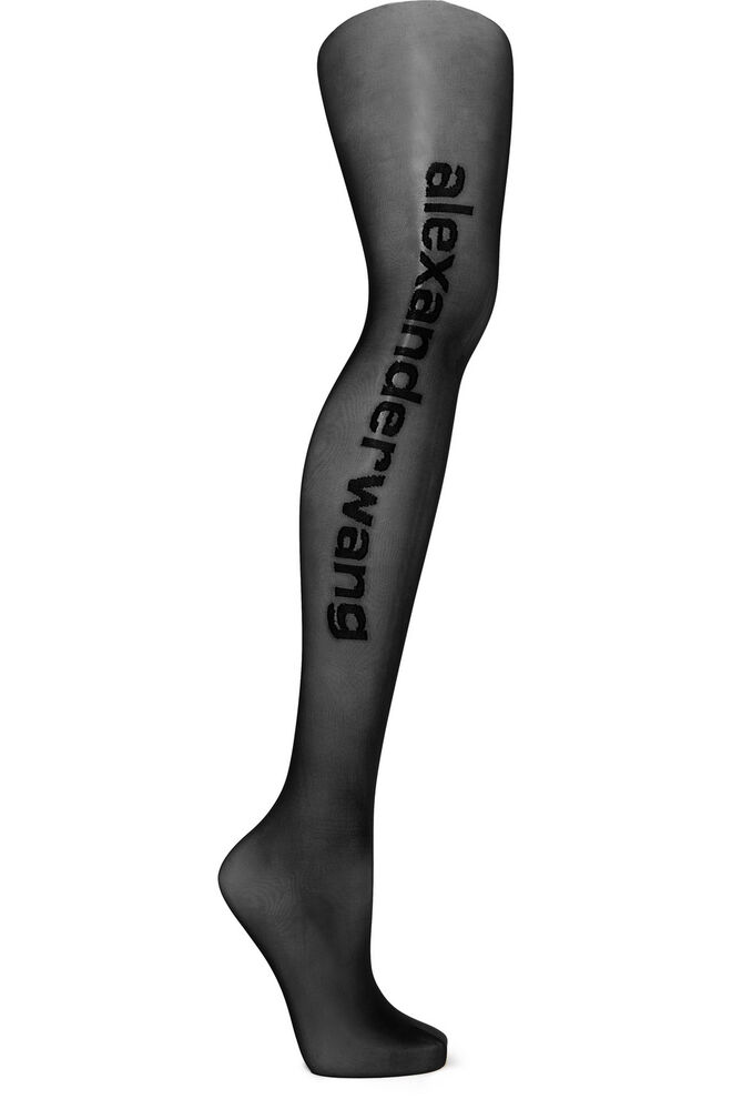 Collants, €130, Alexander Wang, em www.net-a-porter.com