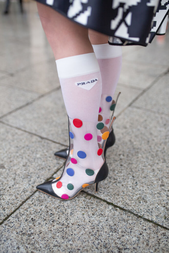 Close-up no streetstyle durante a Semana de Moda de Paris, em janeiro de 2019