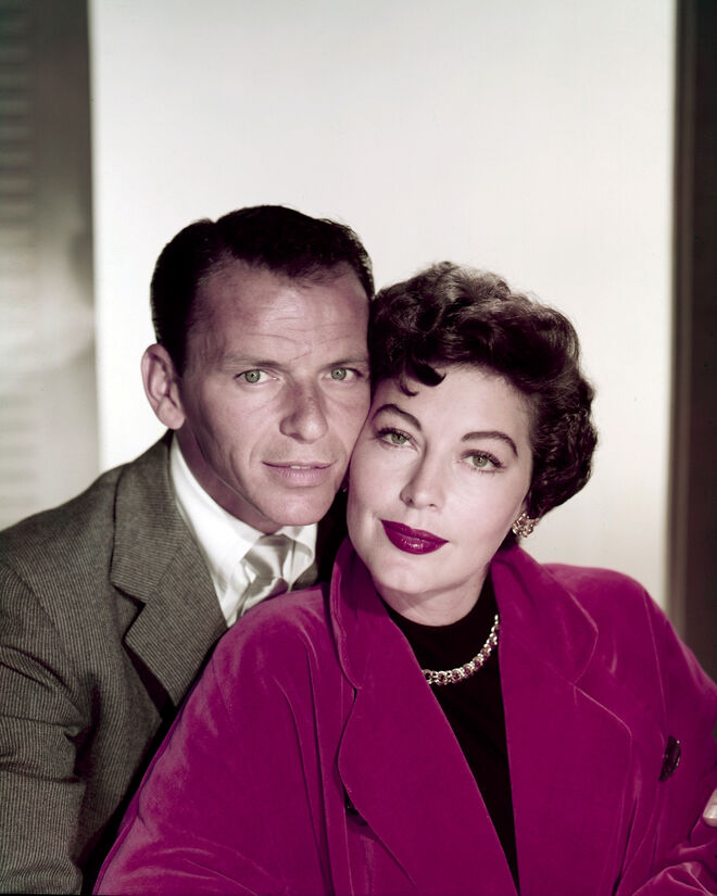 Frank Sinatra e Ava Gardner - Enquanto Sinatra era casado com a sua namorada de longa data, apaixonou-se pela beleza de Ava Gardner. Os dois casaram em 1951, mas seis anos depois divorciaram-se
