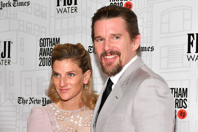 Ethan Hawke e a ama, Ryan Shawhughes  - Uma Thurman e Ethan Hawke casaram-se em 2000, mas separaram-se passados cinco anos porque Hawke terá mantido um caso com a ama, Ryan Shawhughe. Depois de se divorciar de Thurman, Ethan e Ryan casaram-se em 2008 e tiveram dois filhos