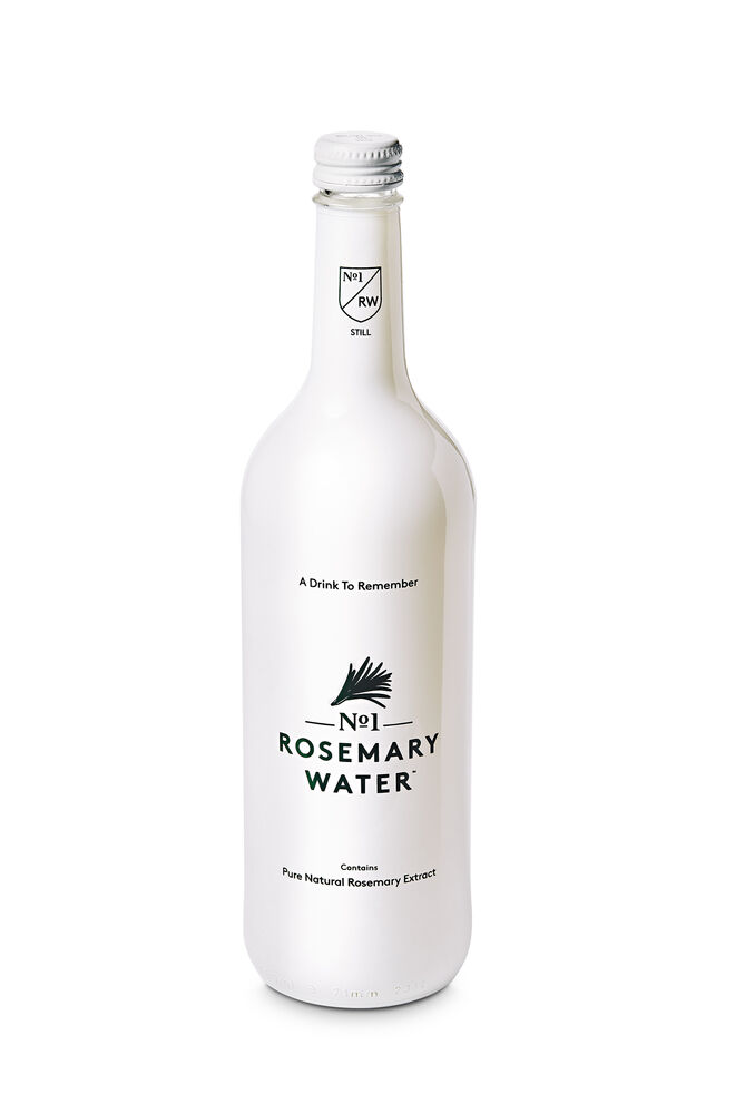 Nº1 Rosemary Water natural (75 cl €6), da Inglaterra. Com inúmeras propriedades medicinais, como a melhoria da memória ou do sistema circulatório. Sem conservantes, sal ou açúcares