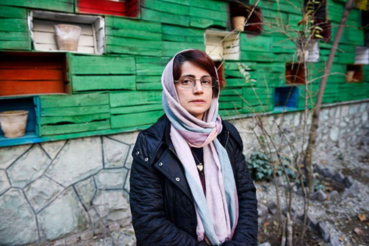 Ativista iraniana Nasrin Sotoudeh condenada a 38 anos de prisão e 148 chicotadas