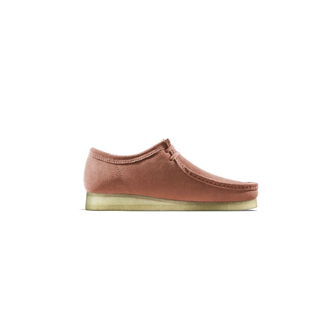 Wallabee Coral Suede, €160, Clarks