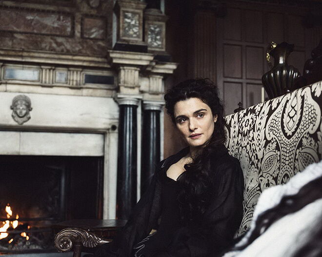 Rachel Weisz, a Lady Sarah no filme 'A Favorita'