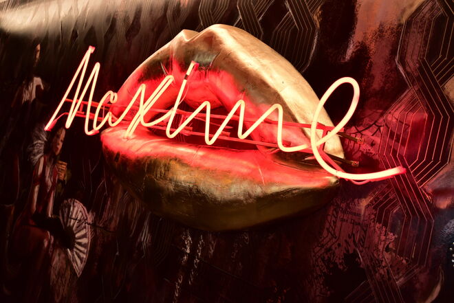 Há espetáculos todas as sextas-feiras e sábados