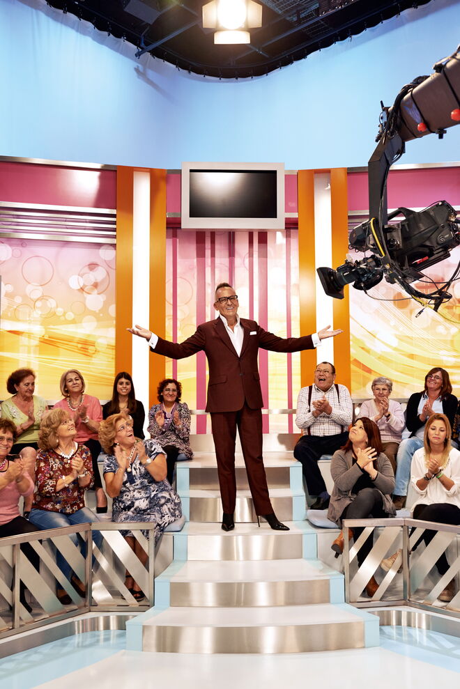 Manuel Luís Goucha, apresentador | "Sensibilizam-me todos os casos de mulheres que conseguem sair de uma espiral de violência gratuita e machista, infligida abusivamente em nome do amor. O amor constrói, não mata"