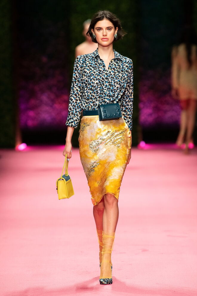 A nova coleção divertida e colorida de Elisabetta Franchi