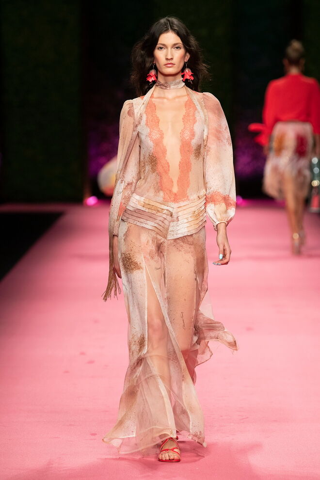 A nova coleção divertida e colorida de Elisabetta Franchi