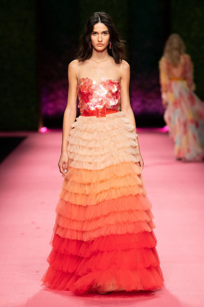 A nova coleção divertida e colorida de Elisabetta Franchi