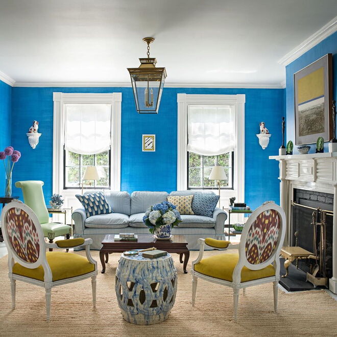 Uma das grandes modas de 2019 é misturar cores garridas 