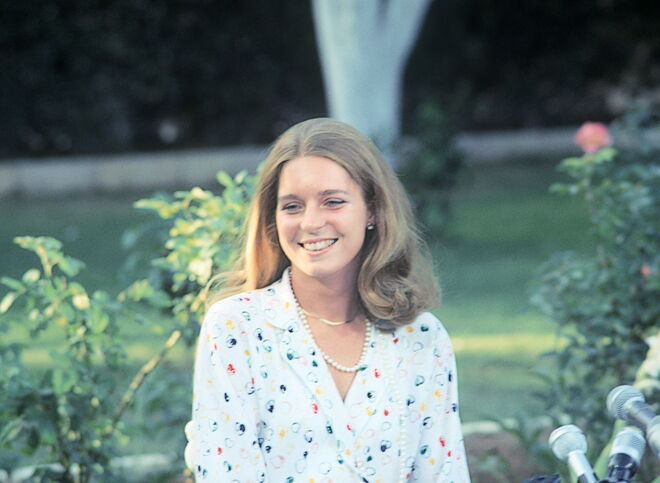 Lisa Halaby casou com o rei Hussein da Jordânia, em 1978.