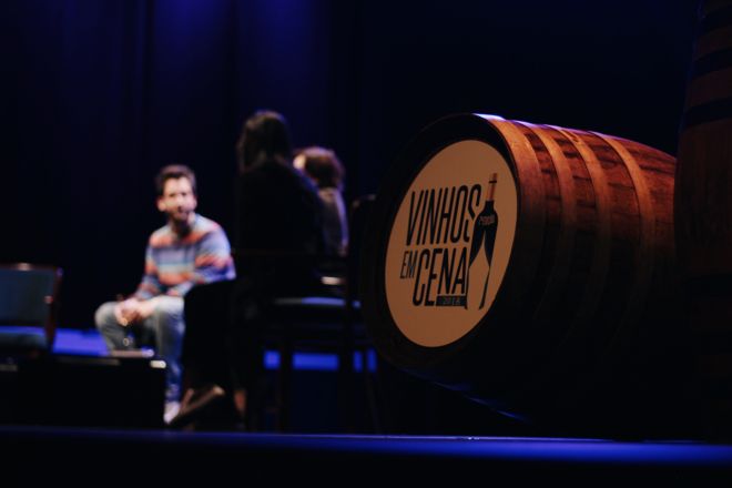 Provar vinhos no Festival Vinhos em Cena