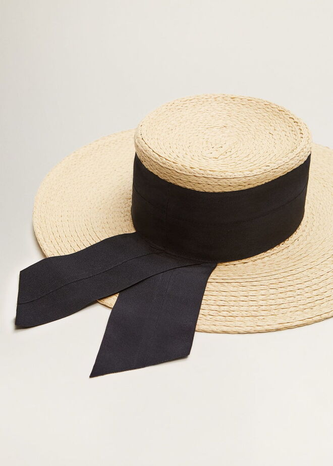 Chapéu, €19,99, Mango