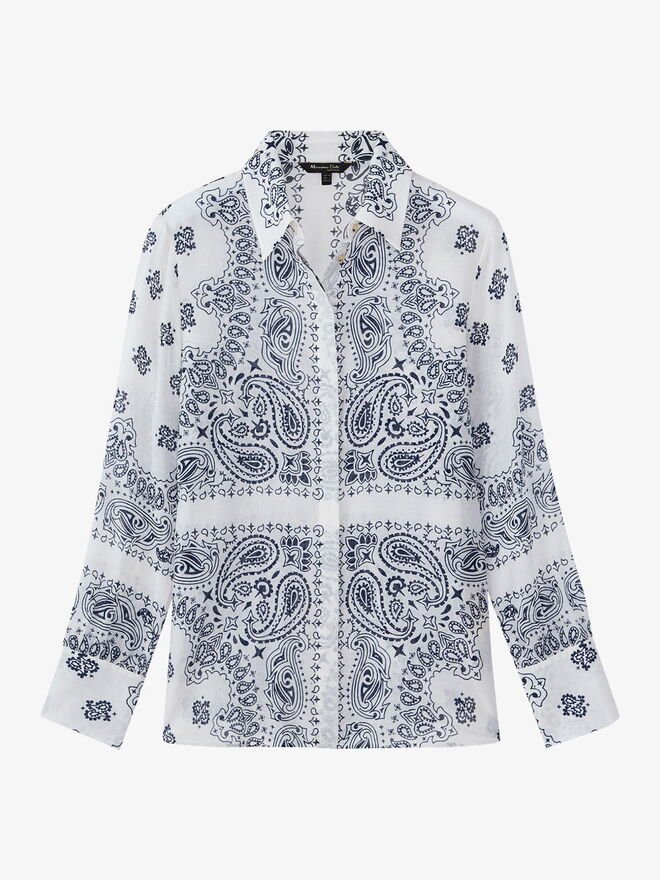 Camisa, €49,95, Massimo Dutti 