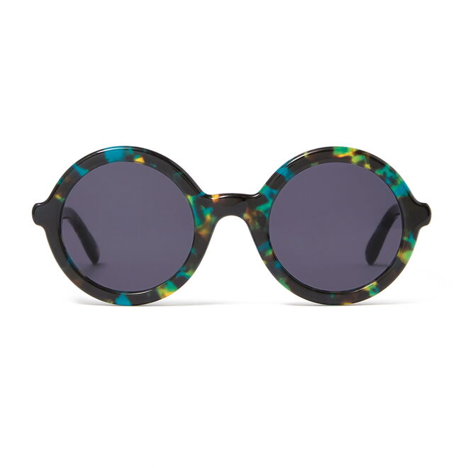 Óculos de sol, €95, BIMBA Y LOLA