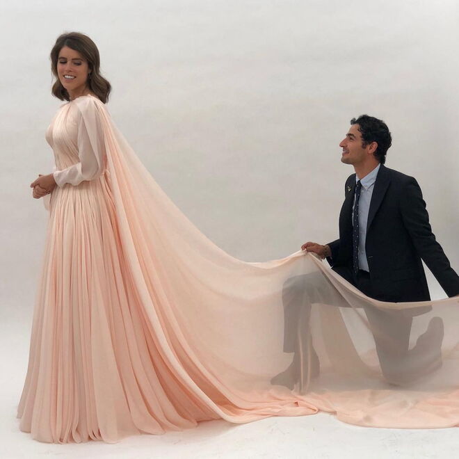 Eugenie com o designer Zac Posen