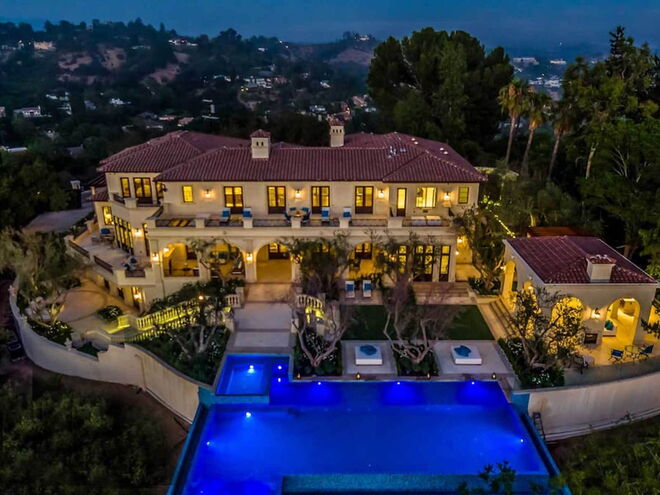 Mansão de férias de Drake em Beverly Hills.