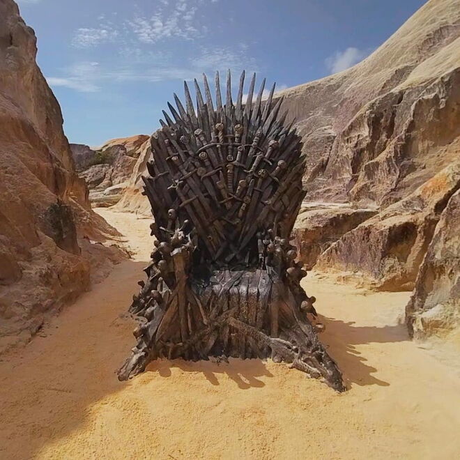 Throne of Valyria na Praia das Fontes, Ceará, Brasil