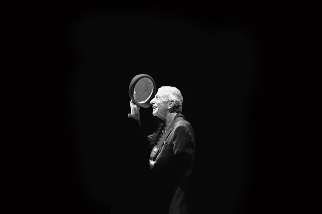 Leonard Cohen: A Crack in Everythink, no Jewish Museum, em Nova Iorque,