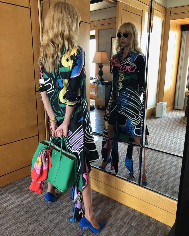 Céline Dion em JW Anderson, Hermès e Gucci