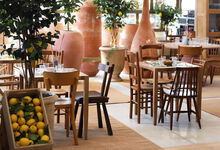 A Jacquemus abriu um café em Paris