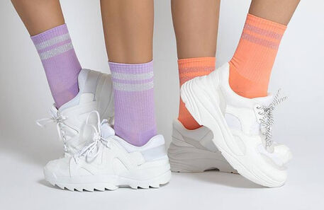 O néon volta a ser tendência nesta estação