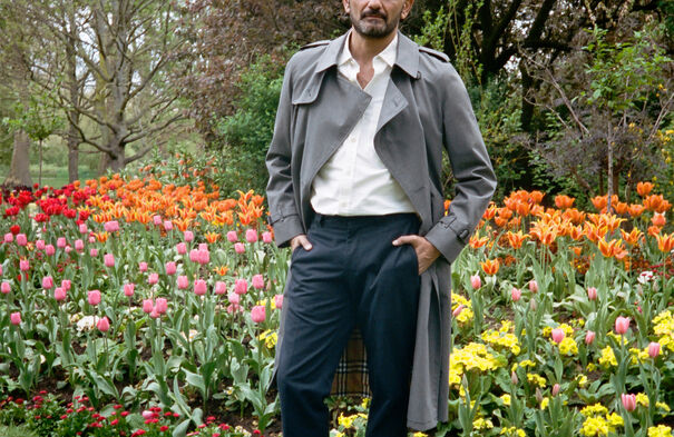 O processo criativo de Francis Kurkdjian, mestre perfumista da Burberry