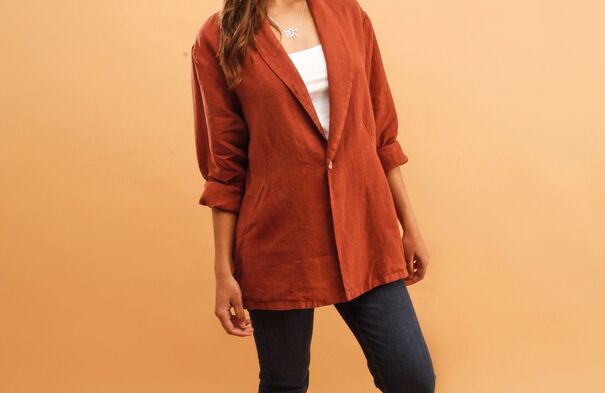 Fair Bazaar lança guarda-roupa completo só com peças sustentáveis