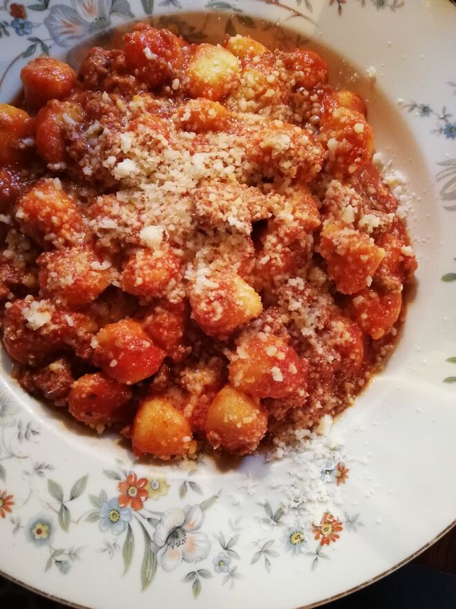 Gnocchi al ragù do Borghiciana Pastificio Artigianale