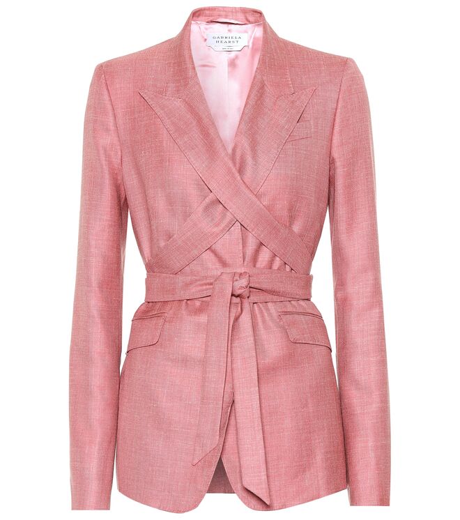 Fato, €1600, Gabriela Hearst, em www.mytheresa.com