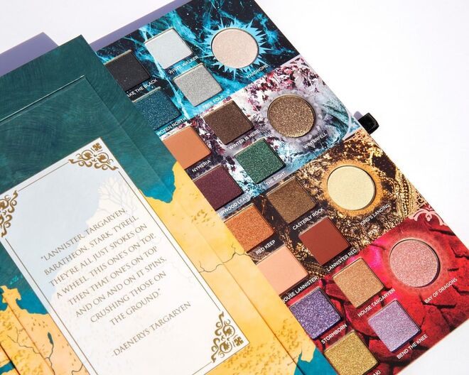 Urban Decay x Guerra dos Tronos paleta de sombras de olho, €65, Urban Decay, na Sephora