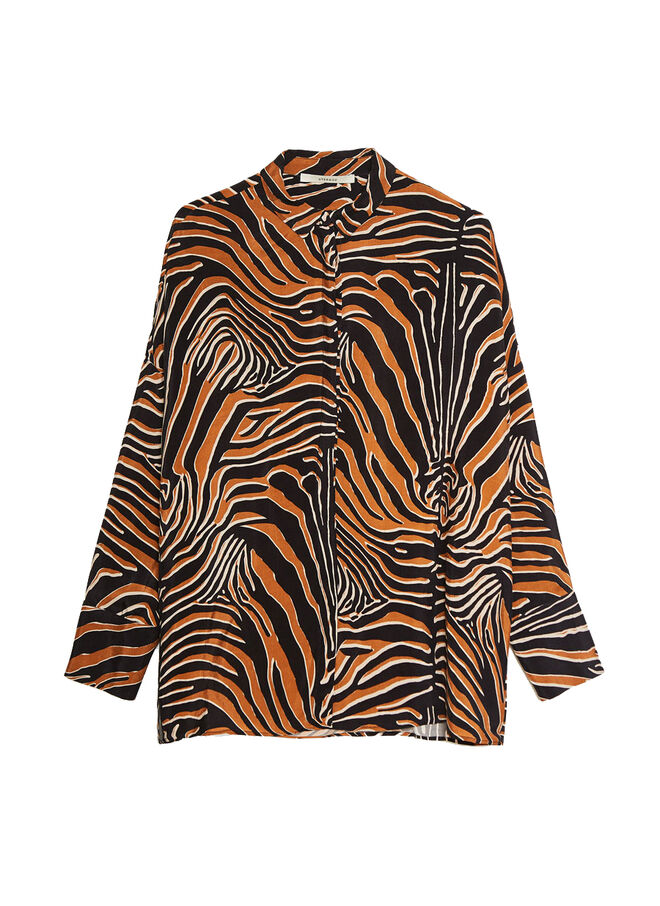 Camisa, €89, Uterqüe