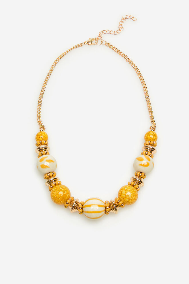 Colar, €19,99, Cortefiel 