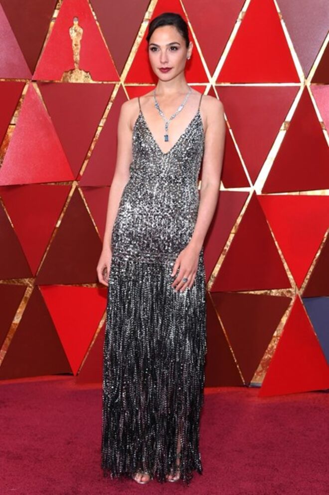 Gal Gadot, Touro, 20 de abril a 20 de maio