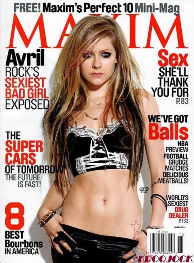 Na capa da revista Maxim, Avril Lavigne ficou com o cotovelo esquerdo num ângulo muito pouco natural (edição de novembro de 2010).