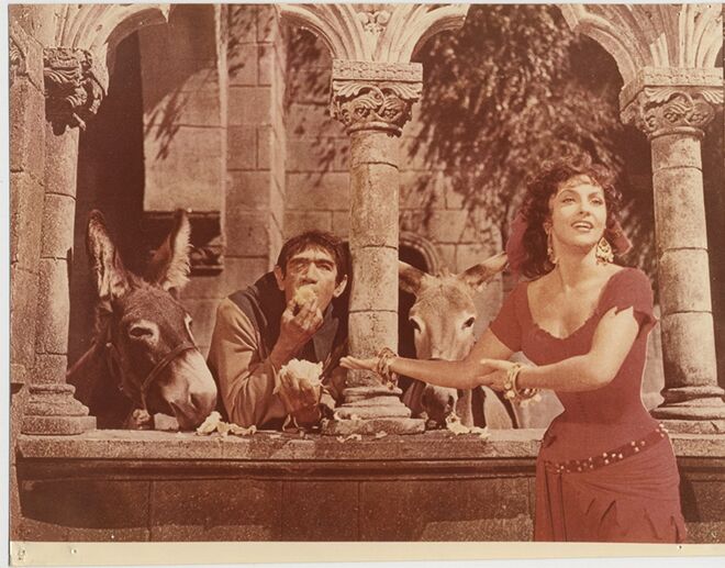 'Notre Dame de Paris' (1956)