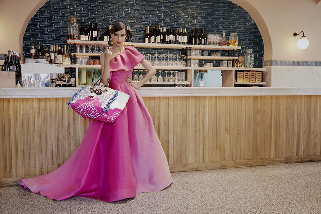 Christian Louboutin lança carteira em homenagem a Portugal