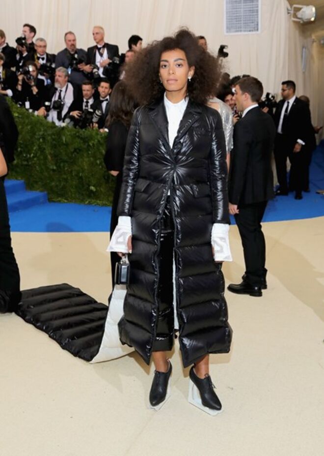 Solange Knowles em Thom Browne no Met Gala 2017