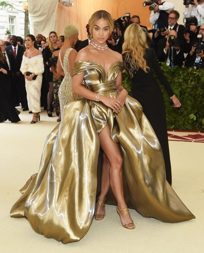 Jasmine Sanders em H&M no Met Gala 2018