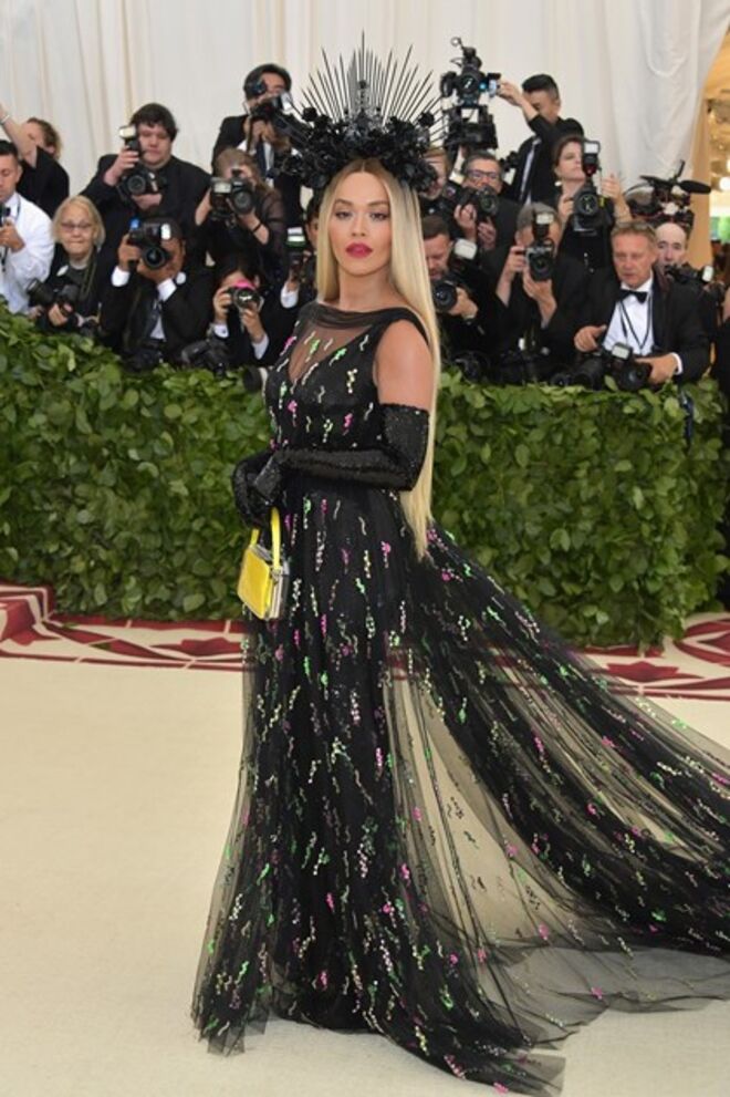 Rita Ora em Prada no Met Gala 2018