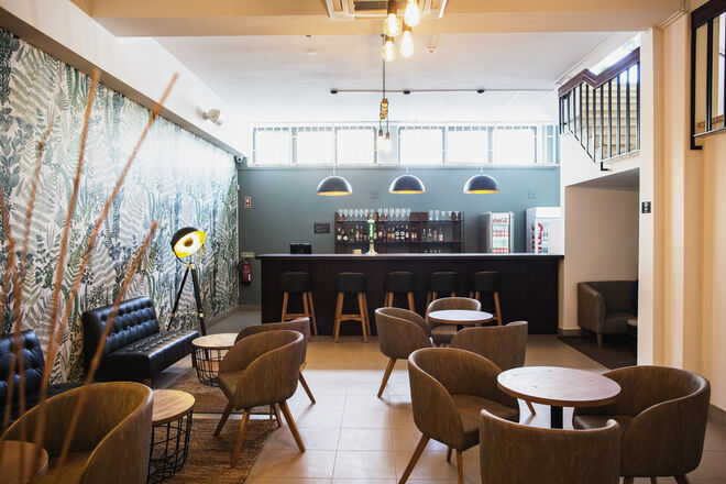 Espaço multifunções