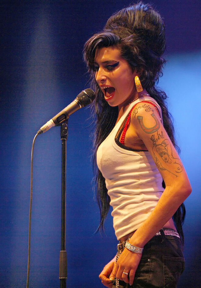Amy Winehouse (Enfield, Reino Unido, 1983)