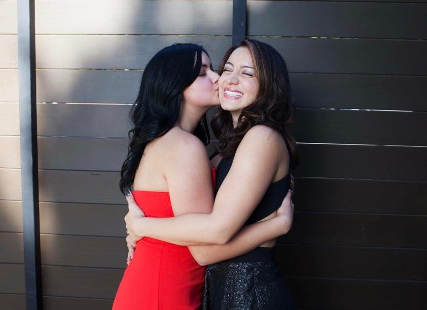 Ariel Winter and her mother, Crystal Workman: The Very Modern Family actress became independent at the age of 15, accusing her mother of years of physical, verbal and emotional abuse.  Without a present father, Winter's mother forced her to become an actress at the age of four, and Winter accuses her of sexualizing her.  "If I had to shoot nude scenes [at the age of 12] my mother would have said 100% yes," she told Hollywood Reporter magazine in an interview explaining her complicated relationship with her mother.  At age 15, he got his sister to be his legal guardian and since then he has not spoken to Workman.  In the photo, Winter celebrates Mother's Day with a photo of her sister