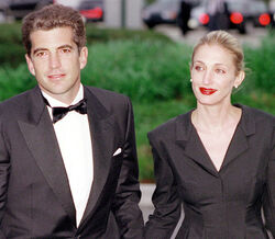 John F Kennedy Jr e Carolyn Bessette 20 anos depois