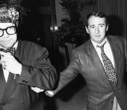 A tumultuosa relação de Elton John e John Reid 