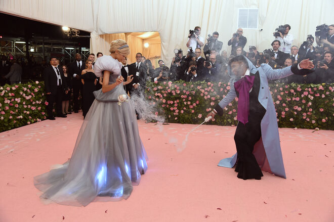 Zendaya em Tommy Hilfiger