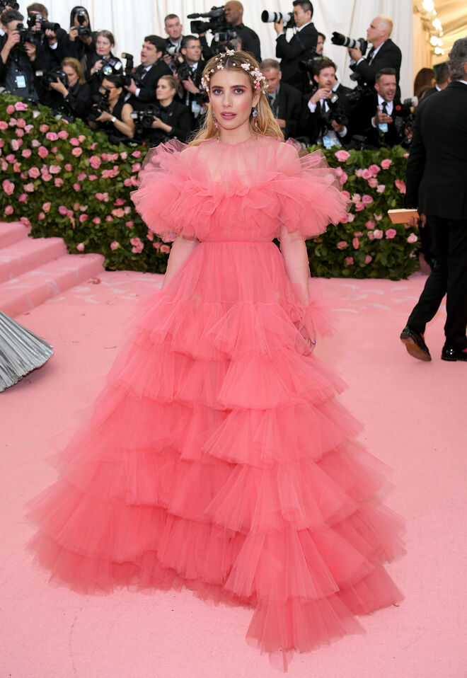 Emma Roberts em Giambattista Valli Couture