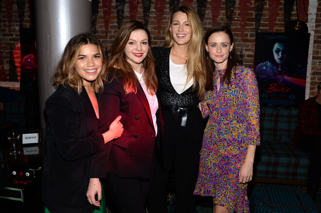 Blake Lively, Alexis Bledel, America Ferrera & Amber Tamblyn | 'A a irmandade das calças viajantes' tornou-se num grupo muito amigo e próximo fora dos ecrãs, apoiando-se mutuamente e partilhando as histórias e fotos mais queridas